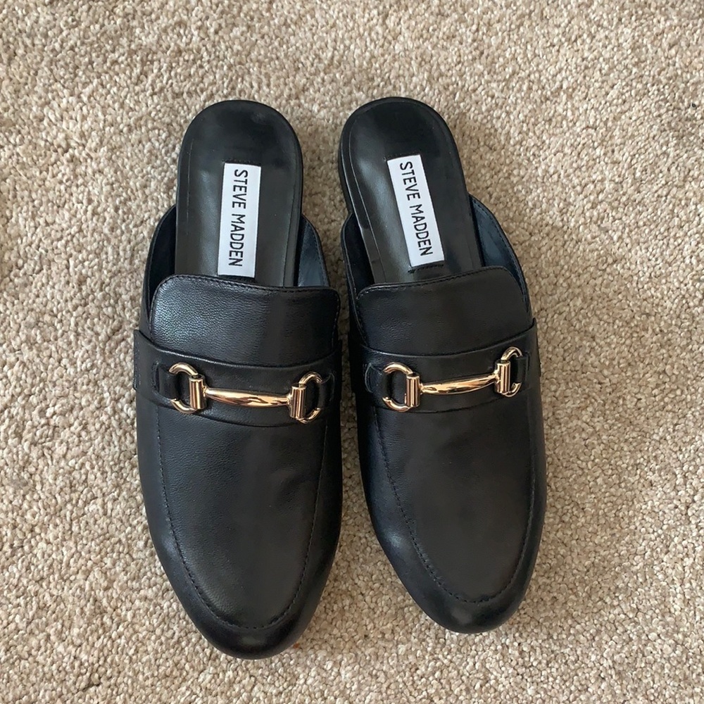 Steve Madden black mules